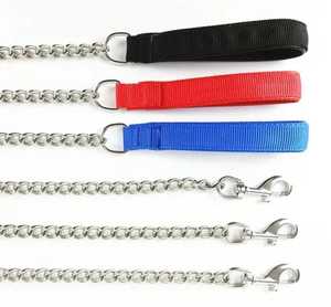 Correa de metal, cadena a prueba de masticación, resistente, resistente correa para perros con nailon acolchado manejado por Cool & Clean (Grande) - Product Image 4