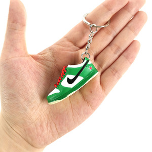 Porte-clés pendentif figurine 3D creuse en forme de chaussure, mini-chaussures pour boîtes mystères de diffusion en direct - Product Image 5