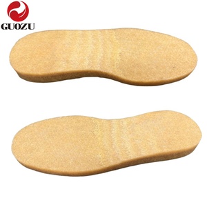 Semelles en caoutchouc antidérapantes durables en crêpe naturel de l'usine chinoise pour bottes et <span class=keywords><strong>chaussures</strong></span> décontractées OEM – Semelles tendance - Product Image 1