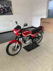 Motocicleta <span class=keywords><strong>Suzuki</strong></span> CB125TCC <span class=keywords><strong>Usada</strong></span> de <span class=keywords><strong>100</strong></span>-200cc, a Gasolina, con Velocidad Máxima de >80km/h, Fabricada en Japón - Product Image 4