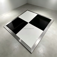 Panneaux de scène de danse pliables en alliage d'aluminium noir et blanc brillant, design modulaire, capacité de charge de 500 kg, installation rapide