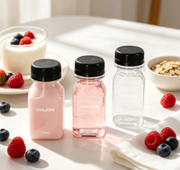 Plastic flesjes van 100ml (3.4 fl oz), vierkant, voor immuunversterkende shotjes, koudgeperste sapjes en dranken.