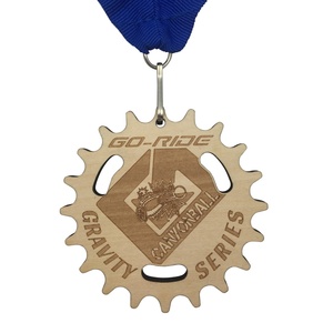Fábrica de Medallas, Soporte de Madera Personalizado para Medallas, Medalla de Madera Personalizada para Maratón y Carreras con Logotipo Grabado con Láser a Color - Product Image 5