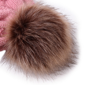 Nouveau design – Bonnets décontractés en acrylique tricoté épais et chaud avec <span class=keywords><strong>pompon</strong></span> pour <span class=keywords><strong>femme</strong></span> – Collection automne-hiver du fabricant - Product Image 5