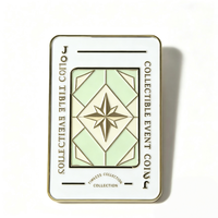 Pièce de monnaie commémorative personnalisée en métal, en forme de carte à jouer rectangulaire, double face, en émail souple, avec motif de dessin animé