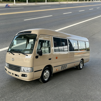 Autocar de tourisme commercial d'occasion Euro 3, diesel, de luxe, de taille moyenne, pour 16 à 30 places, pour le transport transfrontalier en Afrique et en Corée