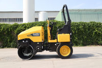 RWYL81BC Rouleau vibratoire combiné de 1,7 tonne, compacteur d'asphalte hydraulique autoporté avec moteur Yanmar, rouleau compresseur de chantier