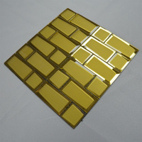 Carreaux de briques modernes en mosaïque de verre de 4mm d'épaisseur en marbre à motif carré auto-adhésif pour décoration de piscine intérieure et parquet