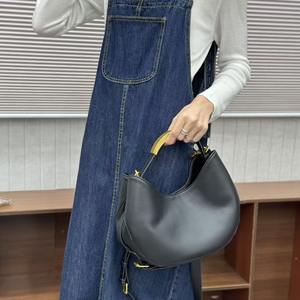 Sac à main en fourrure de pois de grande <span class=keywords><strong>marque</strong></span>, nouveau modèle 2026, design français de niche, sac à main à bandoulière unique, sac à bandoulière croisé - Product Image 2