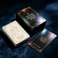 Jeu de cartes de tarot Oracle personnalisable KingCards avec emballage personnalisé, effet holographique et estampage à chaud, incluant un livret