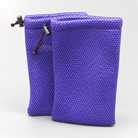 Sac de cadeau de cordon de maille de polyester de mode de logo personnalisé pour l'emballage de lunettes de soleil, collection