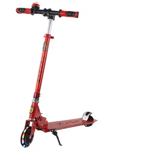 Trottinettes pliantes à trois roues en PU pour enfants, bébés et personnes âgées de 3 à 6 ans, vente en gros - Product Image 1