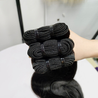 Cheveux vierges vietnamiens bruts, échantillon gratuit de mèches de cheveux humains brésiliens lisses bruts, vente en gros de cheveux vierges cambodgiens 100% non traités