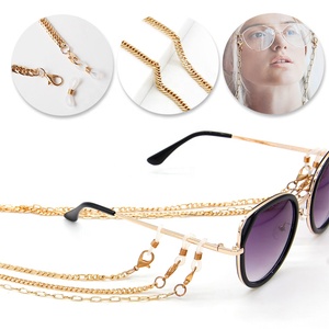 <span class=keywords><strong>De</strong></span> acero inoxidable chapado en oro Figaro Metro titular <span class=keywords><strong>de</strong></span> <span class=keywords><strong>gafas</strong></span> <span class=keywords><strong>de</strong></span> <span class=keywords><strong>sol</strong></span> cordón para <span class=keywords><strong>gafas</strong></span> cordón cara enmascarado cadena <span class=keywords><strong>gafas</strong></span> <span class=keywords><strong>de</strong></span> <span class=keywords><strong>sol</strong></span> - Product Image 4