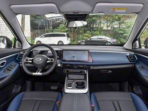 Nuevo coche de exportación GAC Trumpchi GS3 gasolina 1.5T versión básica modelo 2026 con entrada en inglés, opciones en blanco, plateado y gris. - Product Image 4