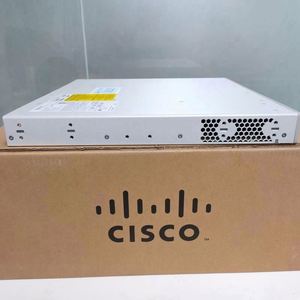 Commutateur réseau PoE+ 48 ports de la série C9300, C9300-48T-E, commutateurs Cisco haute performance - Product Image 1