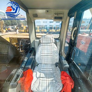 Excavatrice Caterpillar CAT 320 320CL d'occasion |   20 tonnes, bien entretenue avec un historique de maintenance complet, prix négociable - Product Image 3