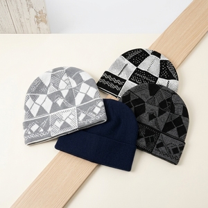 Nouveau Bonnet d'Hiver ZT de Luxe pour Femme en Laine Grise sans Bord, Broderie Main Motif à Carreaux, <span class=keywords><strong>Bonnets</strong></span> de Luxe Designer 2026 - Product Image 1