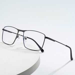 Monturas de gafas Premium para hombres Bluelight Classic Deep Grey Stainless Square Spring Bisagra 2025 Optical - Product Image 3
