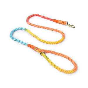 Corda di cotone multicolore intrecciata al guinzaglio per cani all'ingrosso Stock di lusso fatto a mano riciclato piccoli grandi animali domestici accessori da passeggio - Product Image 1