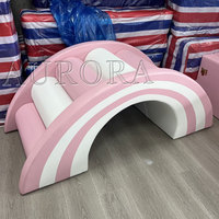 Nouveau design aire de jeux intérieure jouer bébé intérieur soft play centre location équipement soft play jeux intérieur