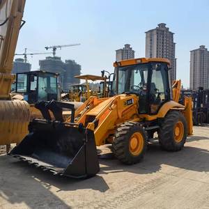รถตักล้อยาง JCB รุ่น 3CX มือสองของแท้ พร้อมรถขุดขนาดเล็กแบบ 4 ล้อ  รับน้ำหนักได้ 8 ตัน สภาพดี เครื่องยนต์และมอเตอร์ในสภาพดี - Product Image 6