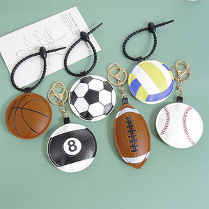 Porte-clés en cuir <span class=keywords><strong>pour</strong></span> ballons de sport, breloque <span class=keywords><strong>pour</strong></span> sac à dos, sac à main, accessoires <span class=keywords><strong>pour</strong></span> joueurs de ballons, cadeaux d'anniversaire <span class=keywords><strong>pour</strong></span> adolescents garçons et filles - Product Image 3