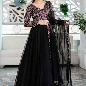 2021 dernière élégante robe Koti Lehenga belle dentelle paillettes naturelles avec bouton Applique travail pour les fêtes mariages - Product Image 1