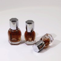Fabricant de gros Oud-bouteilles Design de luxe personnalisé couleur hexagonale 3ml 6ml 12 ml Attar bouteille pour hommes parfum