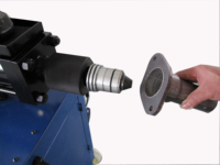 Machine de réduction en expansion de tuyau de modification automatique professionnelle avec adaptateurs à charnière