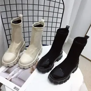 Fashion Hot Sale 3-5 Cm Tumit Salju Harian Musim Dingin Sepatu Boots Tengah Tinggi Sepatu Wanita