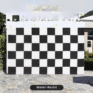 Bandera de 3x5 pies con Diseño de Cuadros Blancos y Negros, Impresión Térmica por Transferencia, 100% Poliéster - Product Image 3