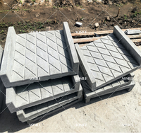Agent de démoulage à base d'huile pour béton - Dilution 1:13, compatible avec les moules en plastique/PRV/silicone, couverture de 7 000 m² par fût