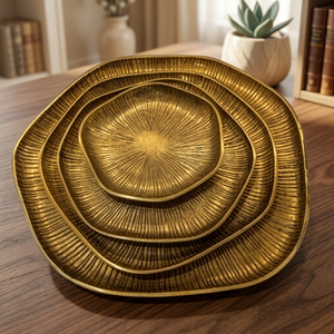 Juego de Platos Decorativos de Metal con Forma Irregular, Hechos a Mano, con Patrón de Plantas Grabado, Estilo Vintage - Product Image 2
