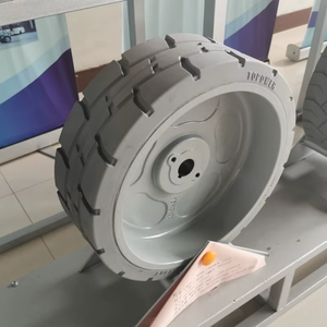 Excelente Calidad Premium: Neumáticos de Goma Sólida 15x5 para Plataformas Elevadoras de Tijera (Genie/Dingli/JLG/Haute) - Accesorios para Vehículos Comerciales - Product Image 4