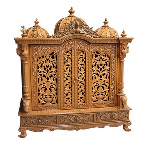 Mandir de Madera Dorado de Diseño Tradicional, Unidad de Pooja de Madera Tallada en Estilo Mehraab para el Hogar - Product Image 5