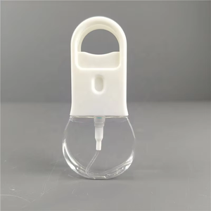 Viagem Pocket Size Álcool <span class=keywords><strong>Hand</strong></span> Sanitiser PET Credit Card Spray Bottle com Screw Cap e Gravação Pronto Silicone Keychain - Product Image 3