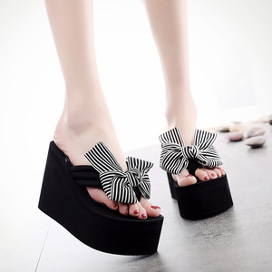 Delle Signore Delle donne di Bowknot Casuale A Strisce Rosso Nero Tallone di Cuneo Della Piattaforma Degli Alti Talloni Sandali Da Spiaggia Sandalo Flip Flop <span class=keywords><strong>Scarpe</strong></span> - Product Image 3
