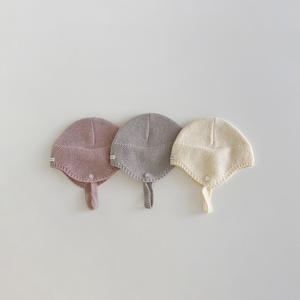 قبعة أطفال كورية لطيفة للجنسين للخريف والشتاء، قبعة محبوكة بأزرار، قبعة رقيقة لحماية الأذن للرضع، قابلة للارتداء فوق الملابس، مصنوعة من السباندكس/القطن، مقاس 48-50 سم - Product Image 2