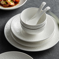 Service de table en céramique blanche gaufrée de qualité commerciale, 35 pièces, style vintage, assiettes, bols, cuillères, compatible lave-vaisselle pour hôtels