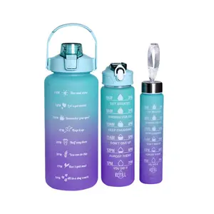 Botol air portabel, botol air Set kapasitas besar 2L luar ruangan botol plastik dengan pegangan skala warna bertahap