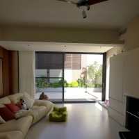 Puerta Corredera de Vidrio para Patio de Villa de Lujo, Puerta Corredera de Aluminio con Rotura de Puente Térmico e Impermeable para Sistema de Pérgola