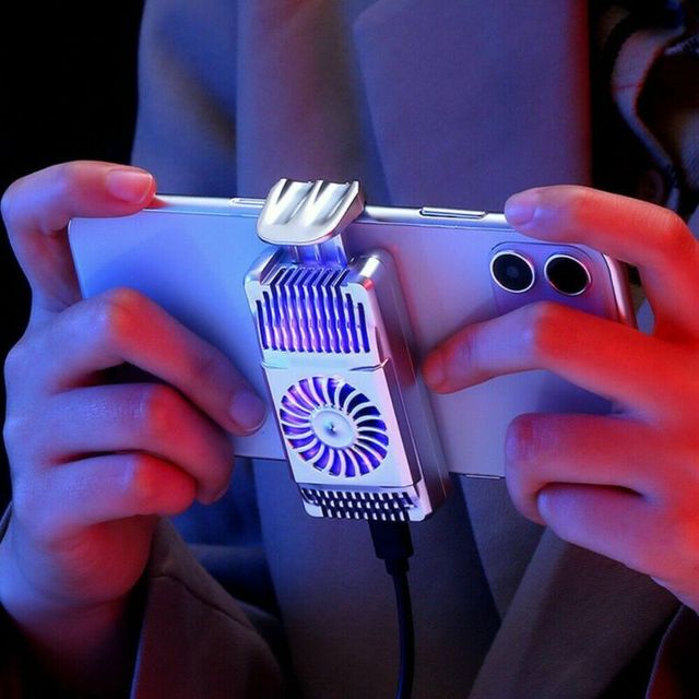 Free Sample Portable Black Mini Smart Handheld Radiator Rapid Mobile Phone Cooler Fan for Gaming