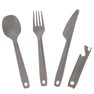 <span class=keywords><strong>Set</strong></span> di posate in titanio, coltello, forchetta, cucchiaio, apribottiglie, <span class=keywords><strong>4</strong></span> pezzi, <span class=keywords><strong>set</strong></span> di posate da campeggio leggero e pratico - Product Image 5