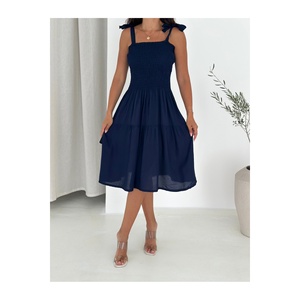 Robe bleu marine à volants pour femmes, bretelles flexibles, tissu en viscose confortable pour l'été, longueur 100 cm, grande taille - Product Image 1