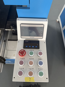 Промышленный вибрационный полировальный станок 8K для металла с высокоточным мотор-редуктором - Product Image 2