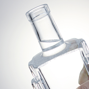 Hot bán <span class=keywords><strong>Fancy</strong></span> 700ml tùy chỉnh tinh Thần Rượu chai trong suốt <span class=keywords><strong>Vodka</strong></span> Whisky chai thủy tinh với nút chai - Product Image 2