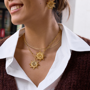 Collar de Gargantilla con Colgante de Sol y <span class=keywords><strong>Luna</strong></span> en Acero Inoxidable Chapado en Oro, con Extensor, Impermeable, Hipoalergénico, Joyería de Moda para Mujer - Product Image 2