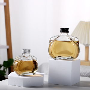 100ml 250ml Vente à chaud de qualité alimentaire vide <span class=keywords><strong>pas</strong></span> <span class=keywords><strong>cher</strong></span> fantaisie unique verre presse-agrumes bouteille boisson <span class=keywords><strong>en</strong></span> gros couvercle hermétique <span class=keywords><strong>en</strong></span> alun - Product Image 3