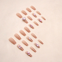Presse à main longue durée sur les ongles coeur Top qualité meilleur prix usine directe couleurs naturel bébé fille conception Logo personnalisé